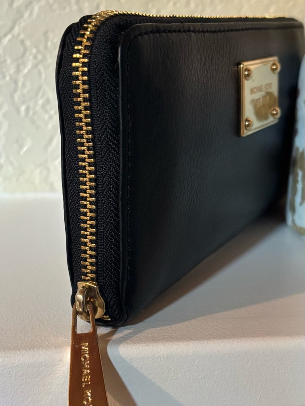 Michael Kors Black Leather Zip Wallet | Gold Plate Logo | Chic & Functional - Picture 3 of 12